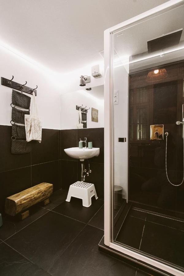 The Art Of Home Budapest Esterno foto